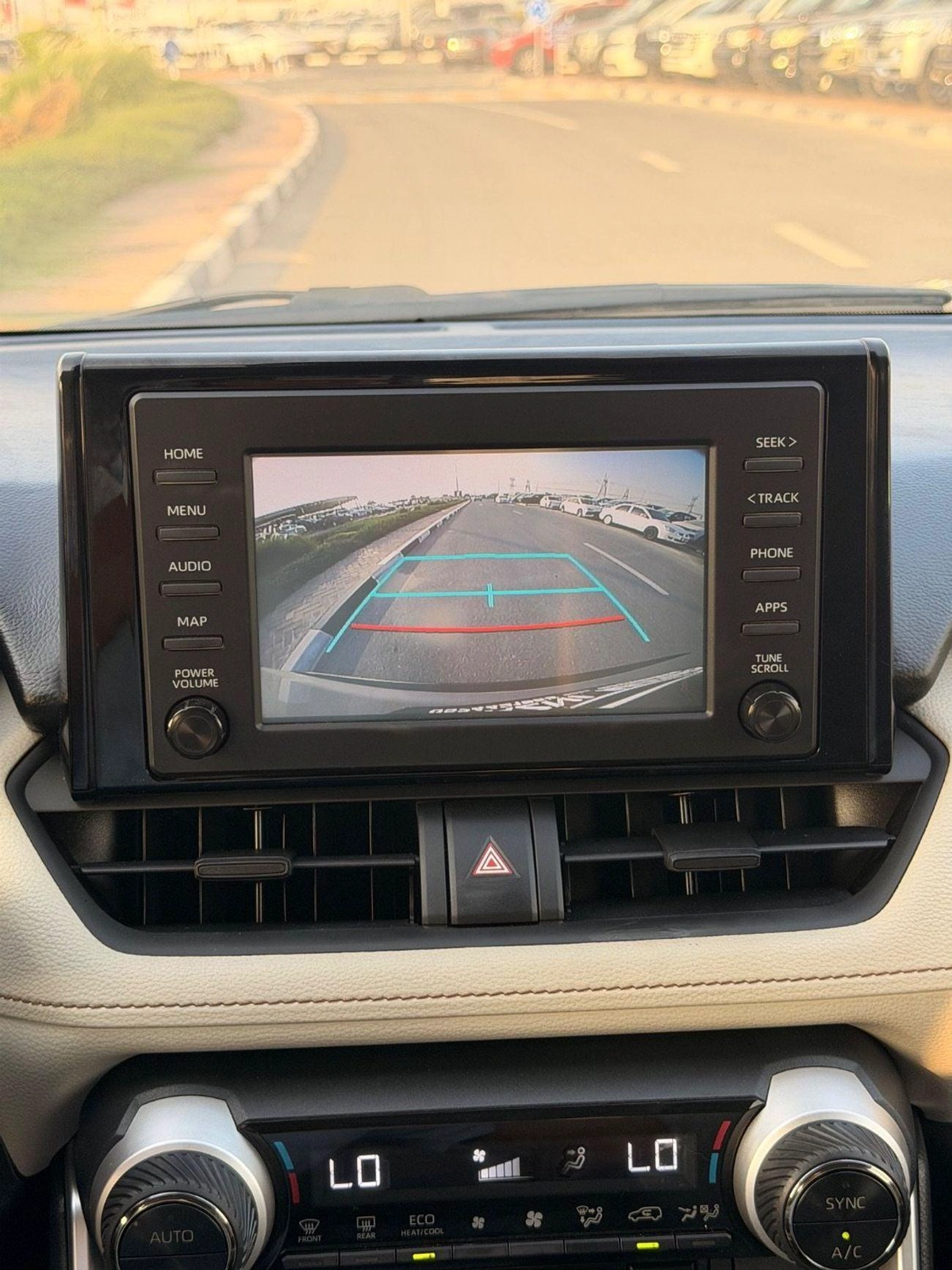 Toyota RAV4 Hybrid XLE 2.5L-9-9
