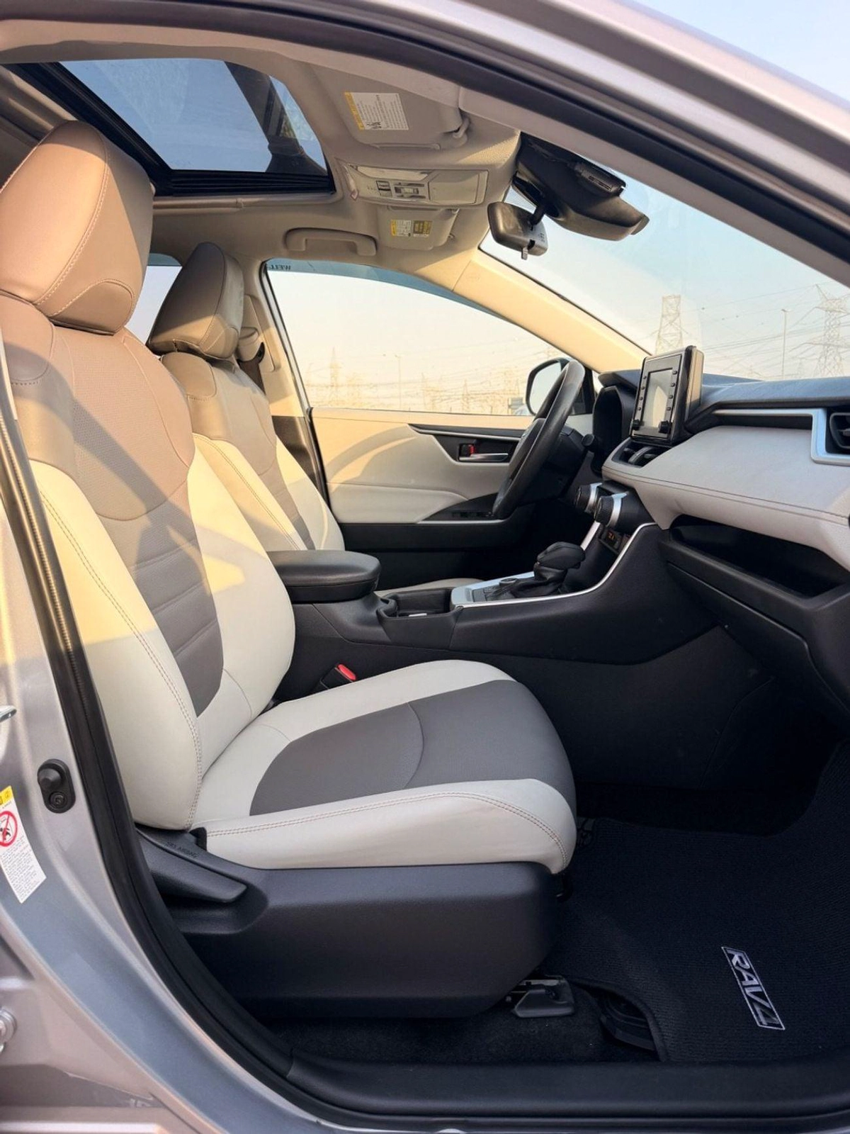 Toyota RAV4 Hybrid XLE 2.5L-13-13