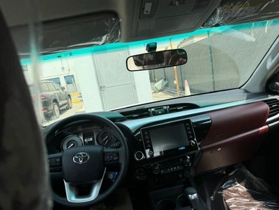 Toyota Hilux SGLX HILUX 2.7L GLXS DC AT PETROL 2025-10