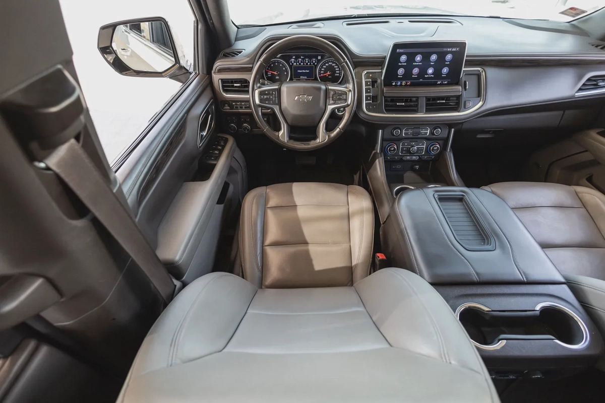 Chevrolet Tahoe-20-20