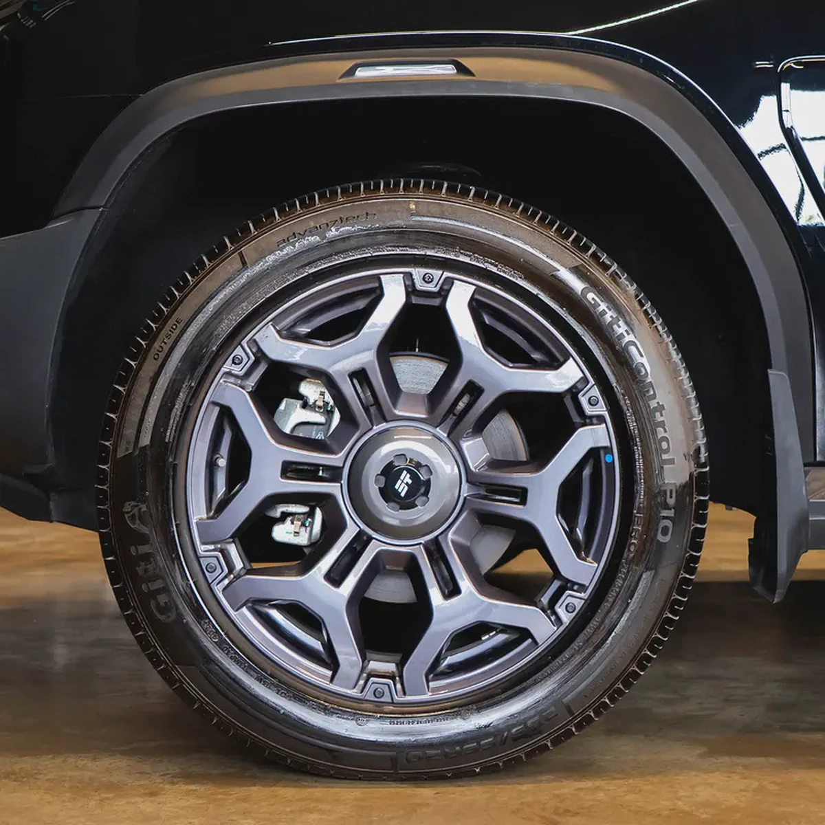 AED 2,164 P.M • 0% Downpayment • Jetour T2 • 1 Year Warranty-5-5