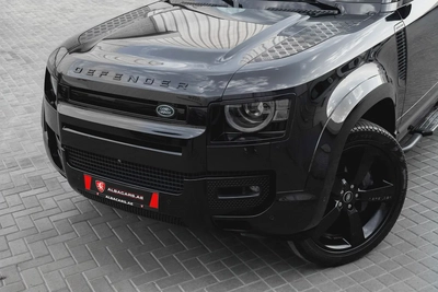 4,309 P.M |  Defender SE P300 | 0% Downpayment | Land Rover Warranty!-6