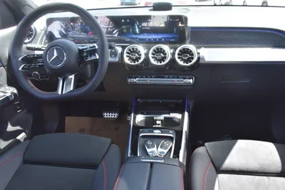 MERCEDES BENZ GLB250 AMG 4MATIC 2025 | WHITE-3