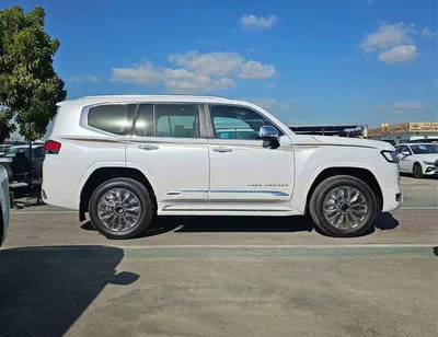 Toyota Land Cruiser VXR / FULL OPTION / 3.3L DIESEL / PWR SEATS / RADAR / JBL SPEAKERS (CODE # VXR)-1