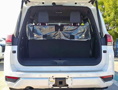 Toyota Land Cruiser VXR / FULL OPTION / 3.3L DIESEL / PWR SEATS / RADAR / JBL SPEAKERS (CODE # VXR)-4