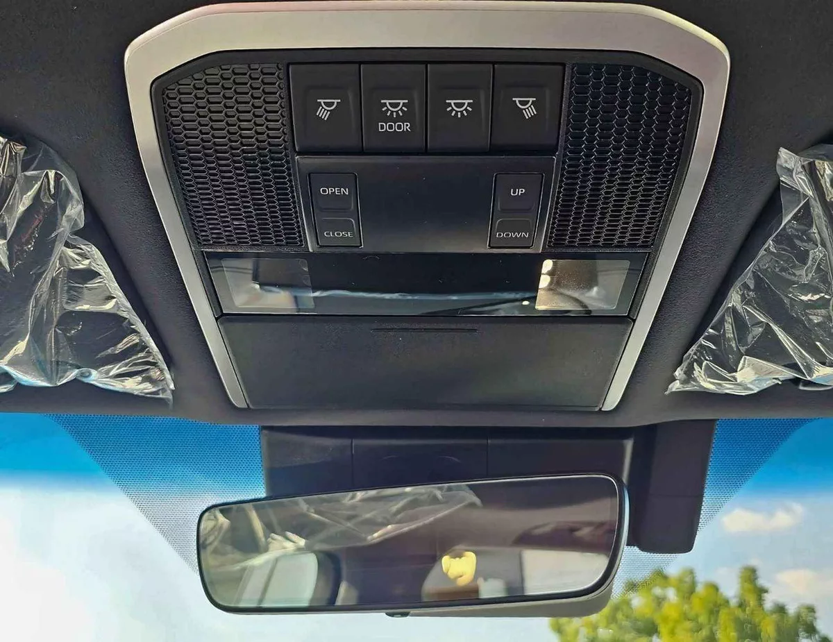 Toyota Land Cruiser VXR / FULL OPTION / 3.3L DIESEL / PWR SEATS / RADAR / JBL SPEAKERS (CODE # VXR)-16-0