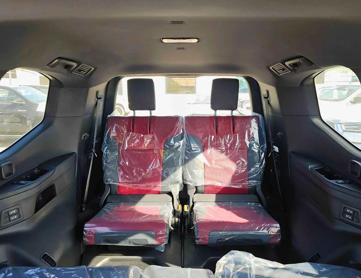Toyota Land Cruiser VXR / FULL OPTION / 3.3L DIESEL / PWR SEATS / RADAR / JBL SPEAKERS (CODE # VXR)-18-0