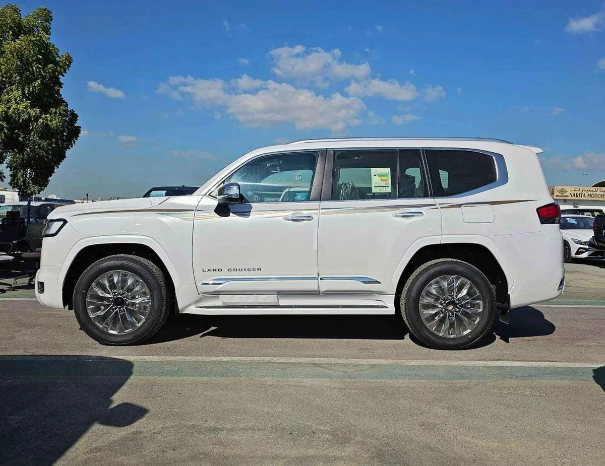 Toyota Land Cruiser VXR / FULL OPTION / 3.3L DIESEL / PWR SEATS / RADAR / JBL SPEAKERS (CODE # VXR)-2-0