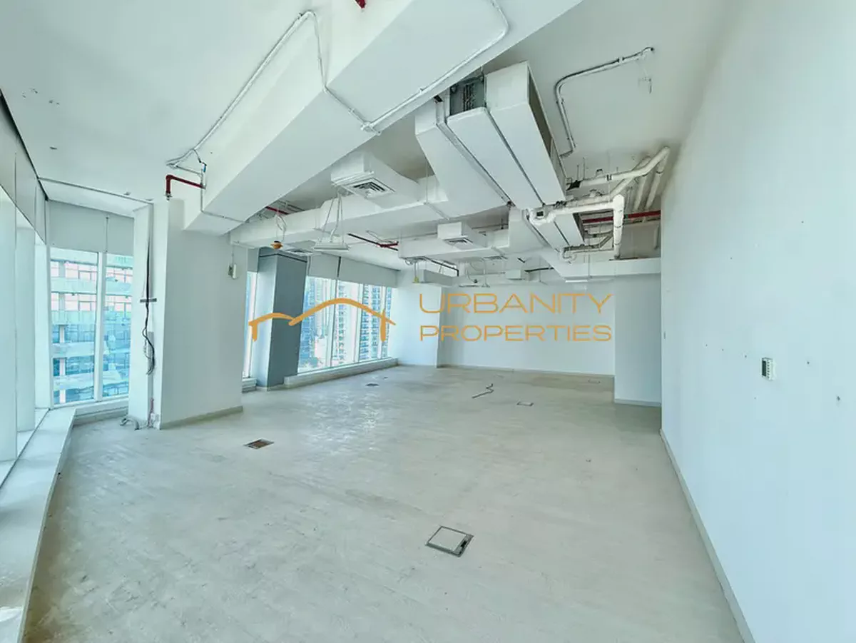 Modern Office in Al Manara Tower | AED 180,000 Annual Lease