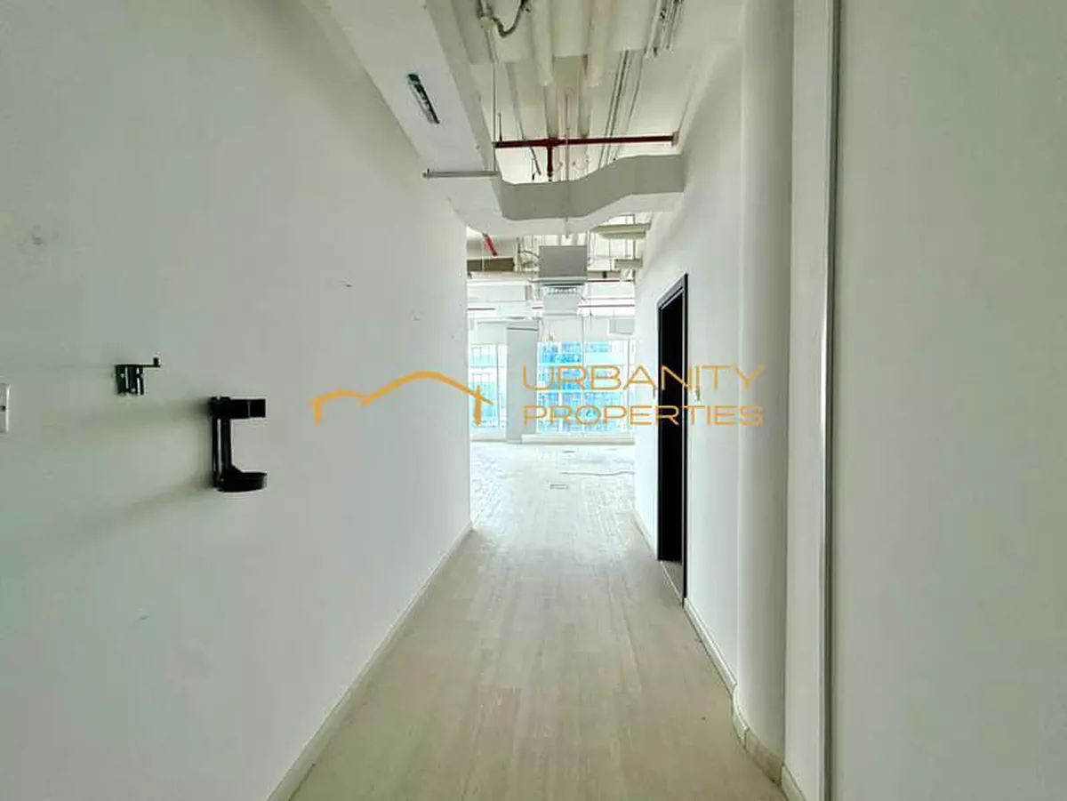 Modern Office in Al Manara Tower | AED 180,000 Annual Lease-7-7