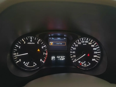Nissan Pathfinder 2015 GCC Specs - Well Maintained Family SUV-13