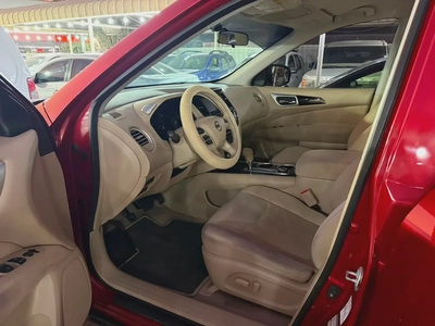 Nissan Pathfinder 2015 GCC Specs - Well Maintained Family SUV-7