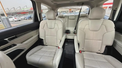 2023 Kia Telluride SX Full Options | G.C.C | First Owner | Full Service History-18