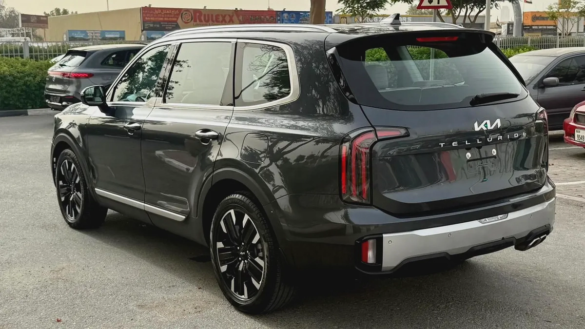 2023 Kia Telluride SX Full Options | G.C.C | First Owner | Full Service History