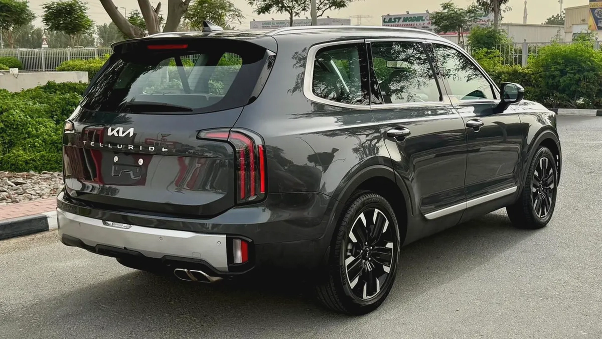 2023 Kia Telluride SX Full Options | G.C.C | First Owner | Full Service History
