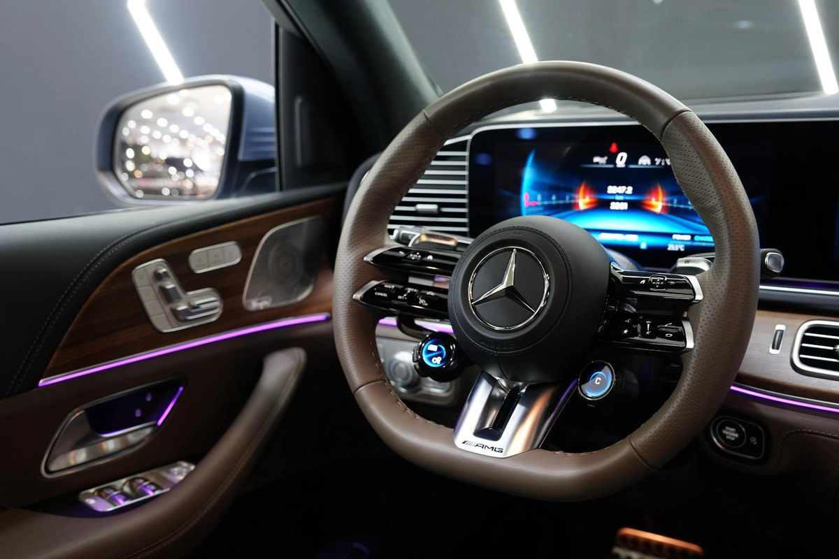 Mercedes-AMG GLE 53 4Matic+-3-3