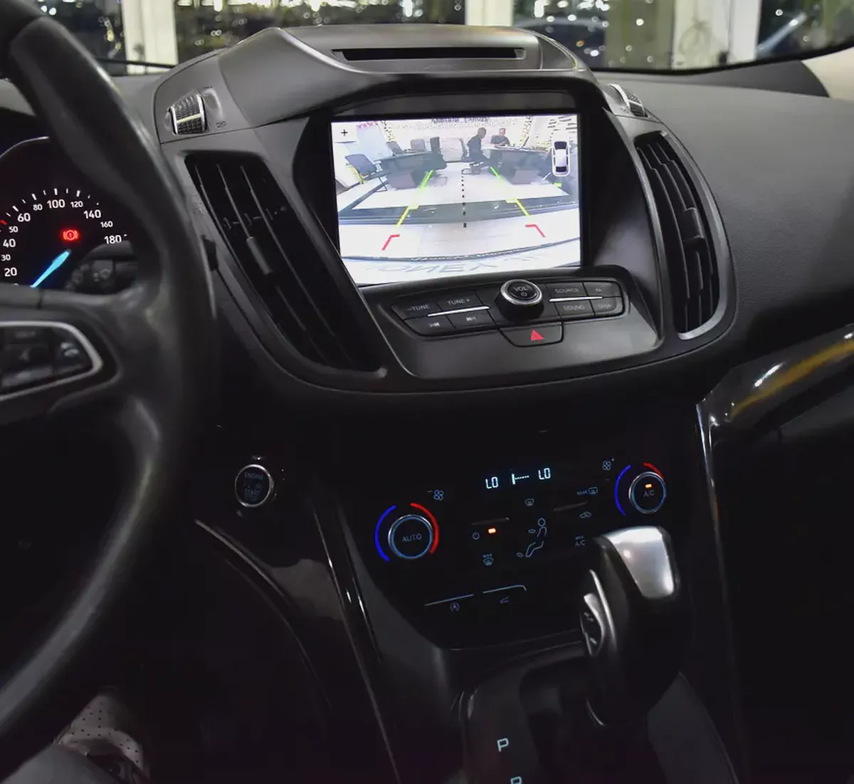 AED 555 EMi at 0% DP | Ford Escape Titanium AWD ( 2019 Model ) in Grey Color GCC Specs-14-14