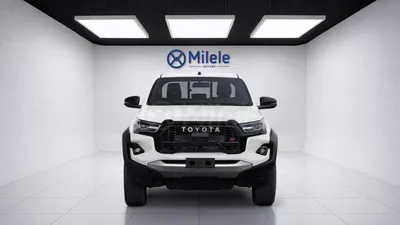 Toyota Hilux GR SPORT-1