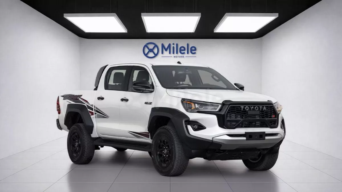 Toyota Hilux GR SPORT