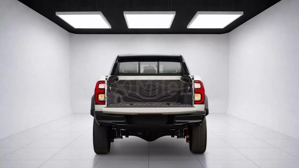 Toyota Hilux GR SPORT-5-0