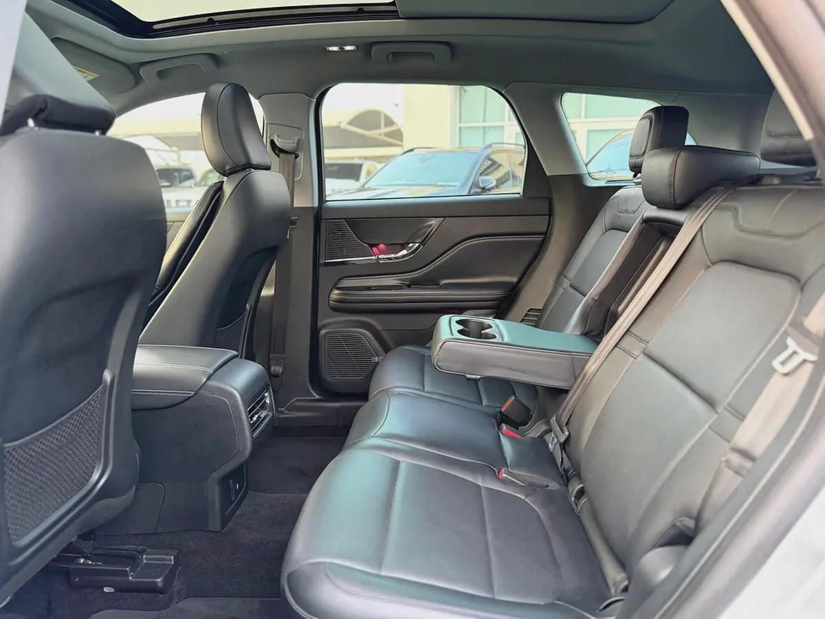 LINCOLN CORSAIR //FULL OPTION- EXCELLENT CONDITION (2022)(-10-10