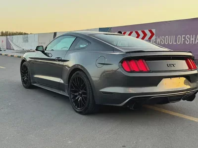 فورد موستنج GT قير عادي بحالة جيدة-3