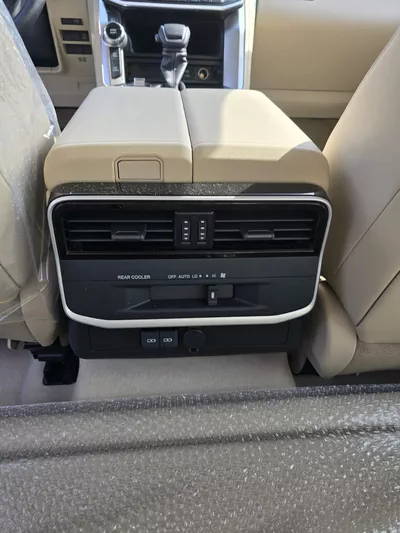 New 2024 Toyota Land Cruiser-4