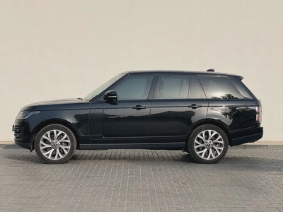 Land Rover Range Rover SE 2019 GCC Specs-4