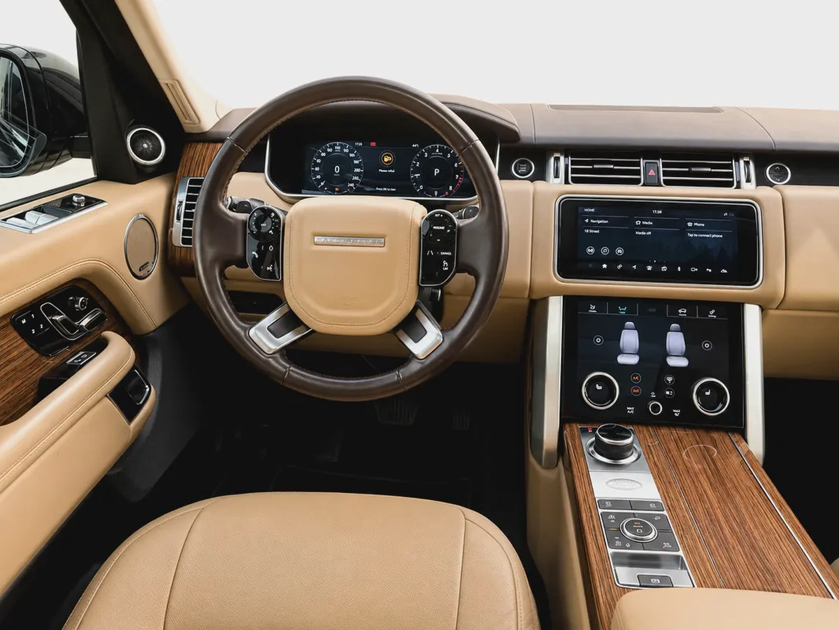 Land Rover Range Rover SE 2019 GCC Specs-12-12