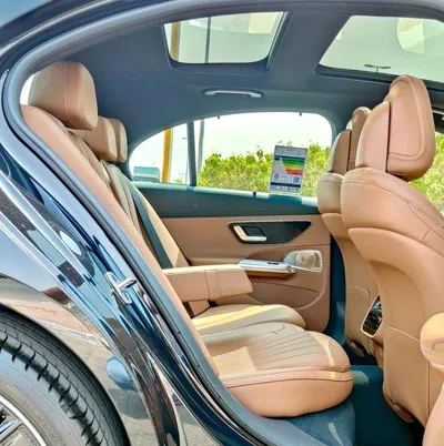 Mercedes Benz E300 AMG Full Option Agency Warranty 2026 GCC-8