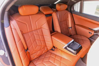 BMW 735i Pure Excellence – 2026 | GCC | Only 2,527 KM | AED 375,000-10