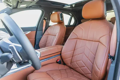 BMW 735i Pure Excellence – 2026 | GCC | Only 2,527 KM | AED 375,000-7