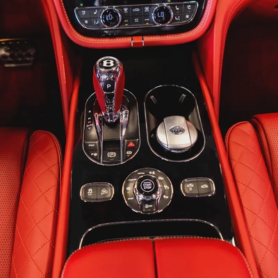 AED 4,994 P.M • 0% Downpayment • Bentley Bentayga W12 • 1 Year Warranty-8