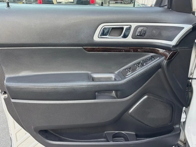 EXPLORER 7 SEATER LIMITED V4  FRESH JAPAN IMPORTED LOW MILEAGE 83000 kms-13