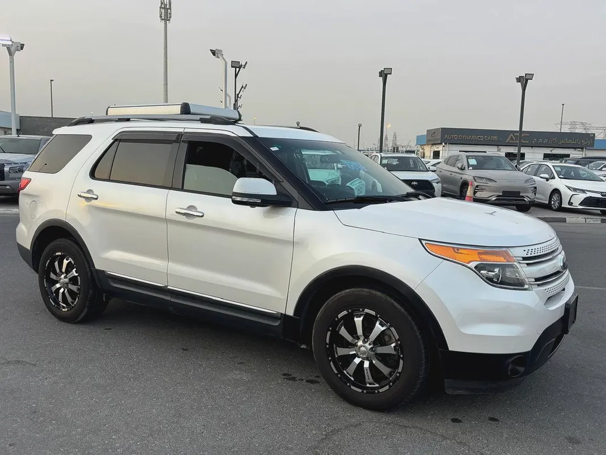EXPLORER 7 SEATER LIMITED V4  FRESH JAPAN IMPORTED LOW MILEAGE 83000 kms-7-7