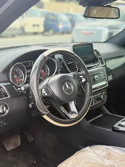 2017 Mercedes-Benz GLS 450 4MATIC - American Specs - GCC Car-5