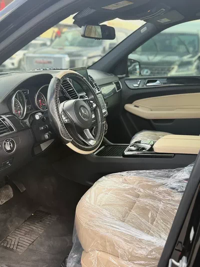 2017 Mercedes-Benz GLS 450 4MATIC - American Specs - GCC Car-7