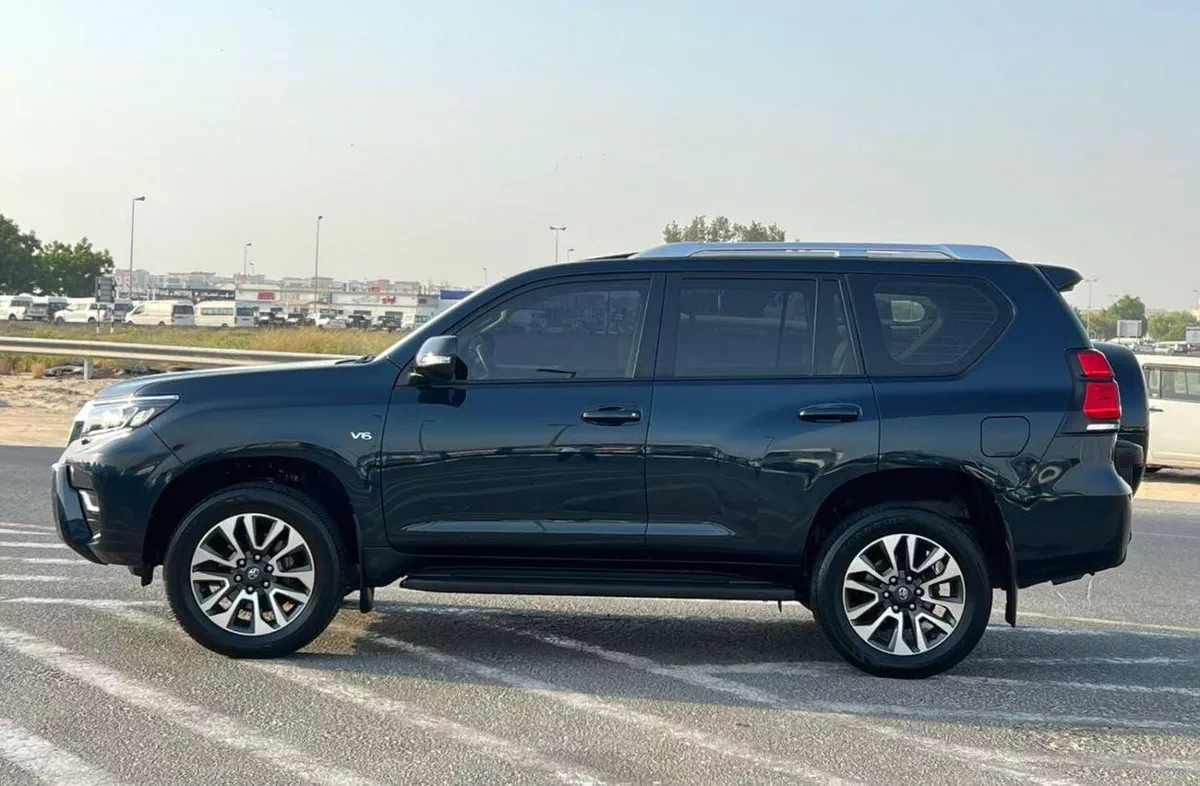 Toyota Prado TX-L 2022 Toyota Prado Full Option 4.0L V6 - AWD 4x4 - Electric Seat - Rear CAM & Sensors - Cool Box - Le-14-0