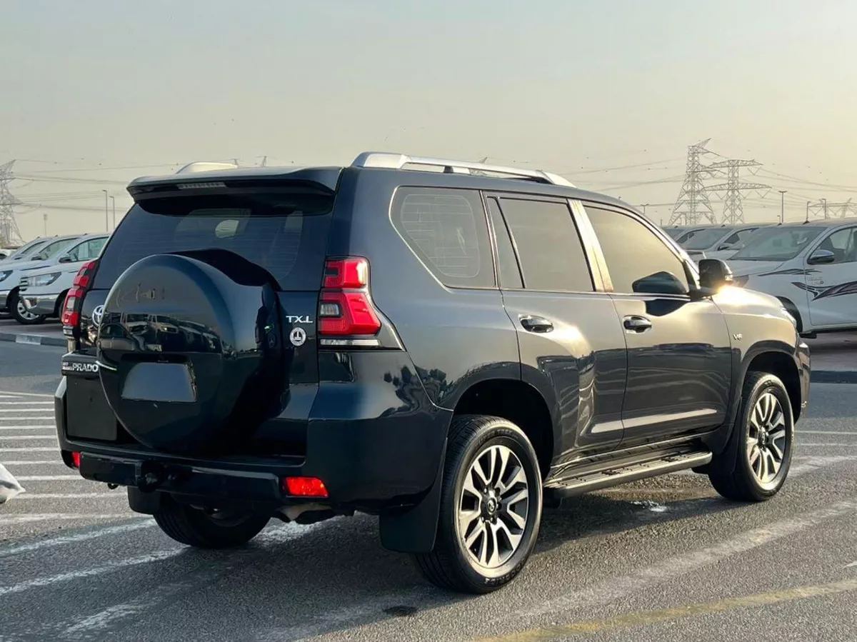 Toyota Prado TX-L 2022 Toyota Prado Full Option 4.0L V6 - AWD 4x4 - Electric Seat - Rear CAM & Sensors - Cool Box - Le-4-0