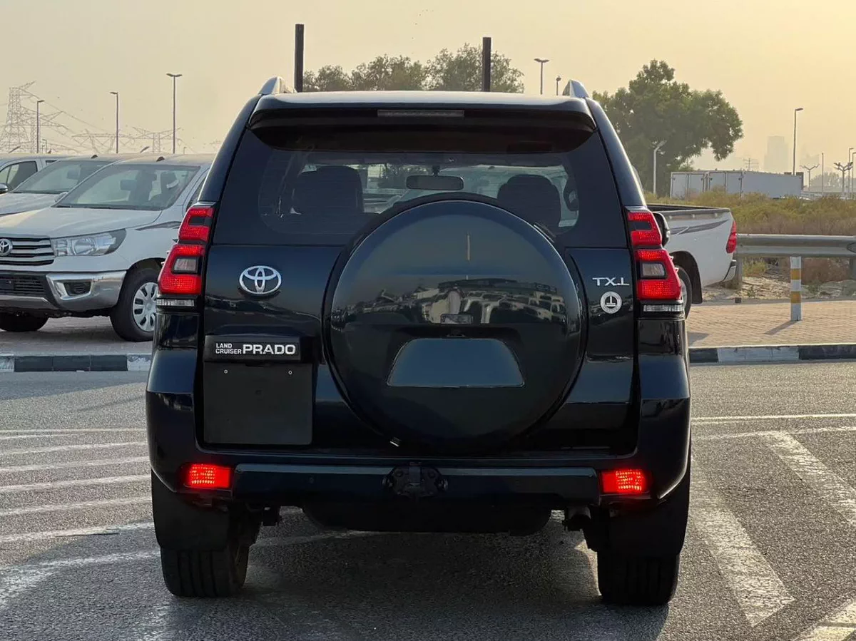 Toyota Prado TX-L 2022 Toyota Prado Full Option 4.0L V6 - AWD 4x4 - Electric Seat - Rear CAM & Sensors - Cool Box - Le-5-0