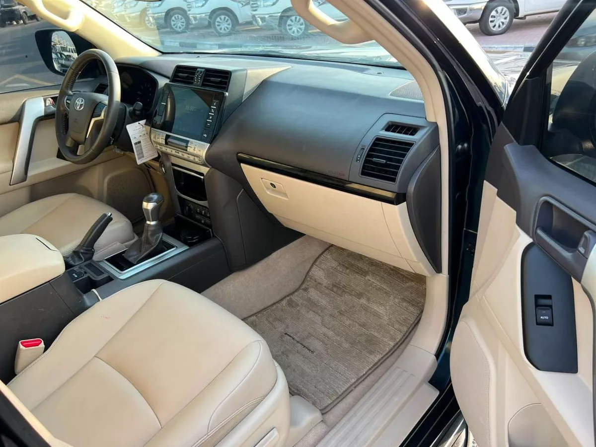 Toyota Prado TX-L 2022 Toyota Prado Full Option 4.0L V6 - AWD 4x4 - Electric Seat - Rear CAM & Sensors - Cool Box - Le-6-0