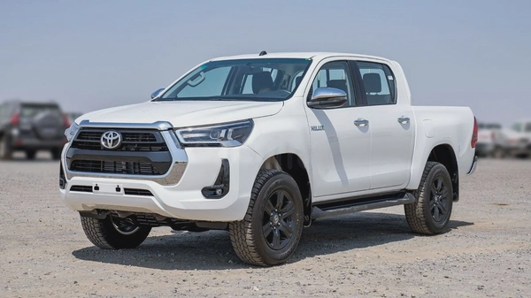 Toyota Hilux toyota hilux 2.4L DIESEL FULL OPTION