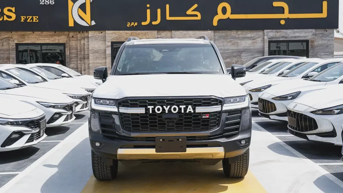 Toyota Land Cruiser GR Sport 3.3 DIESEL FULL  2026 - GCC Specs - Brand New-2-2