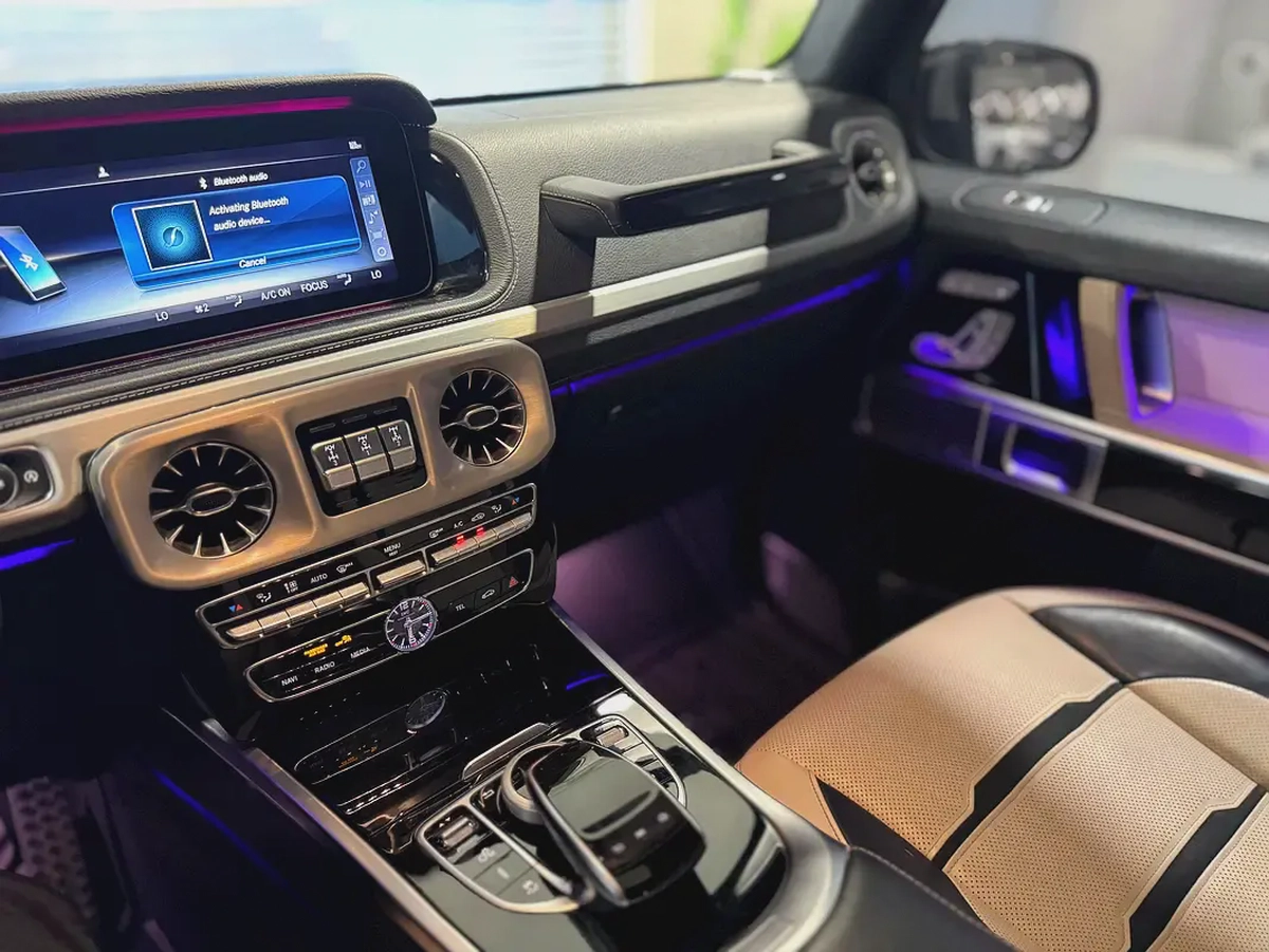 Mercedes-Benz G63 AMG | 2021 | Clean title | Full Option | Low Mileage-9-9