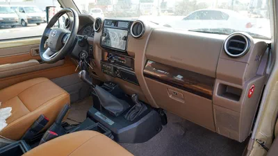 Toyota Land Cruiser 70-9