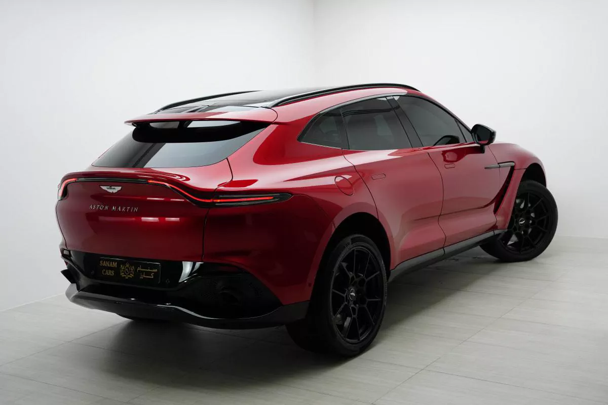 Aston Martin DBX 550-1-1