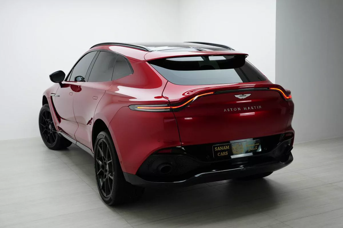 Aston Martin DBX 550-16-16