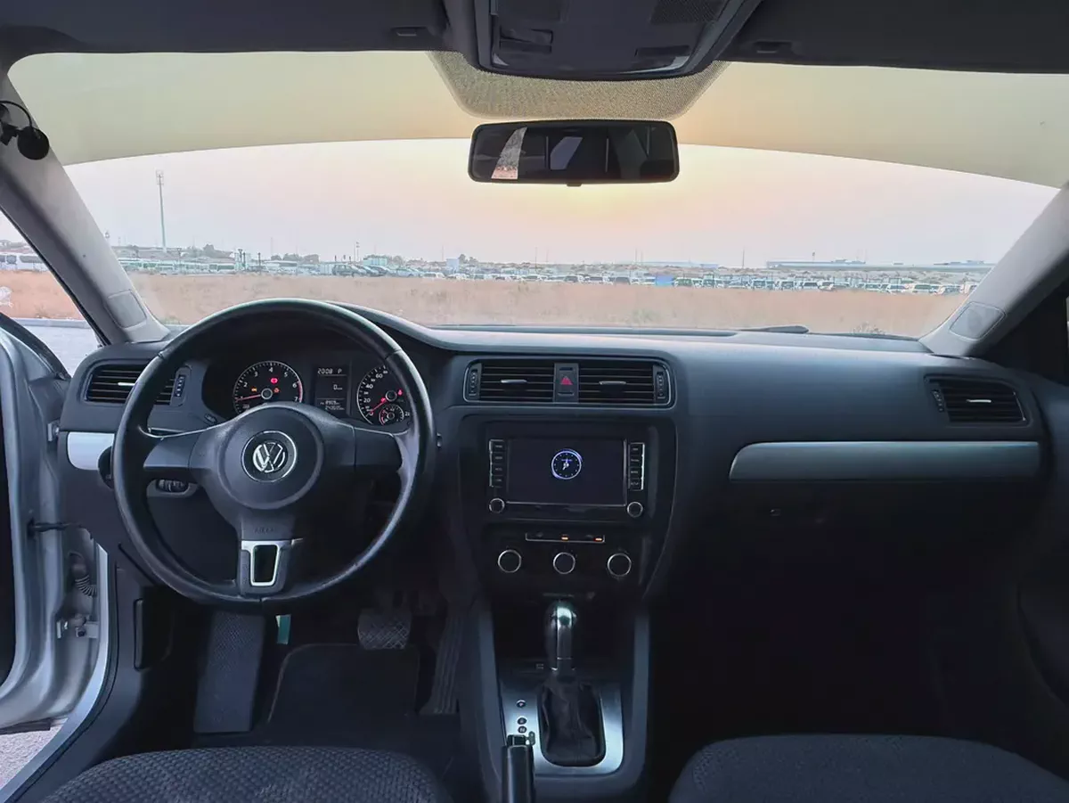 Volkswagen Jetta Comfortline 2014 | GCC Specs | Well Maintained-11-11