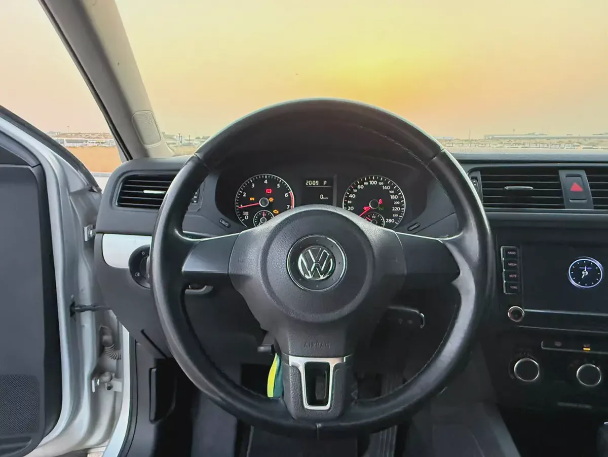 Volkswagen Jetta Comfortline 2014 | GCC Specs | Well Maintained-13-13