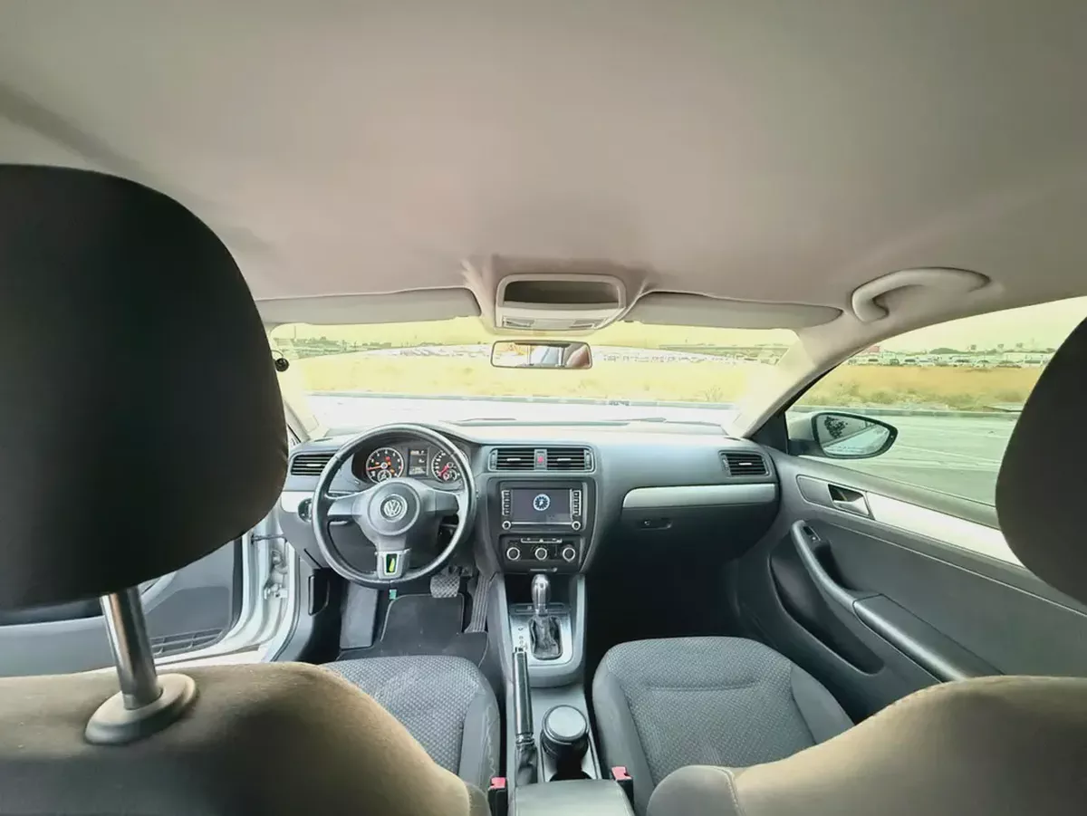 Volkswagen Jetta Comfortline 2014 | GCC Specs | Well Maintained-16-16